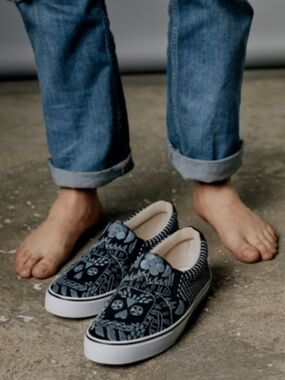 Slip-On Canvas Athletic Shoes in Black and Royal Blue NWT